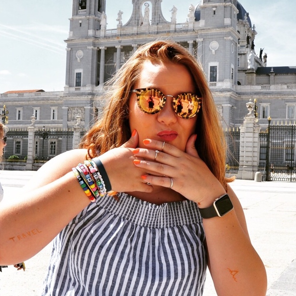 Meet your Posher, Emma